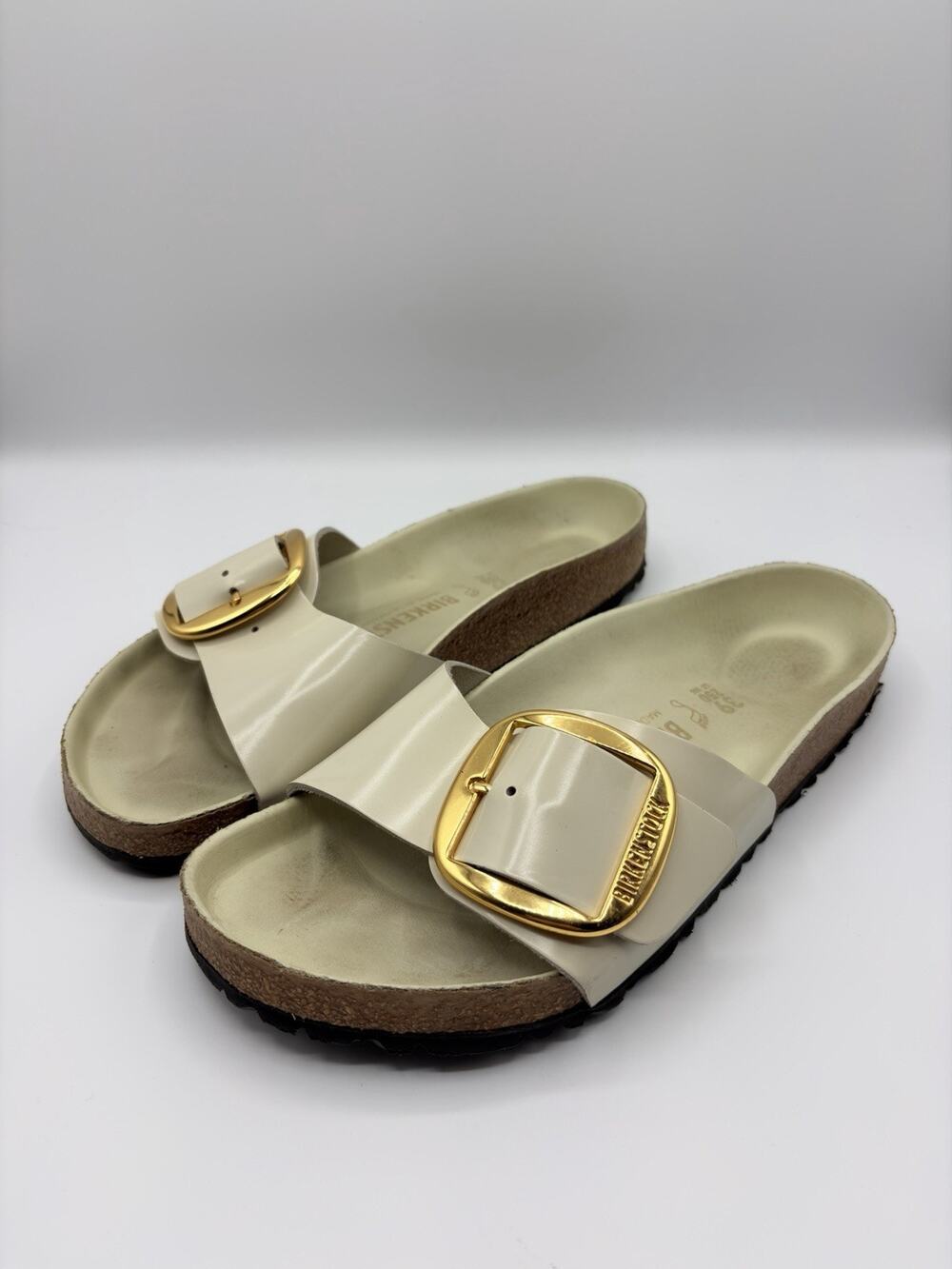 Women's Birkenstock Madrid Big Buckle High Shine Sandals Off-White SZ 39 Used